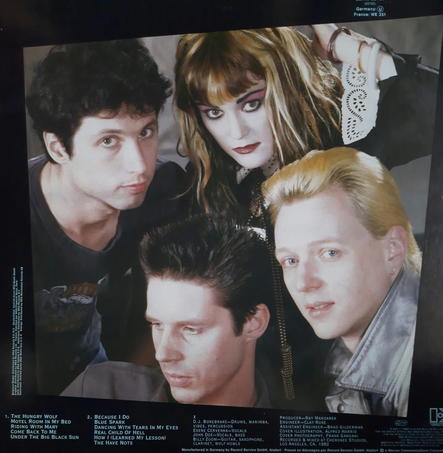 X - Under The Big Black Sun (LP, Alemania, 1982)