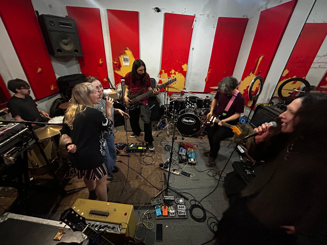 Chini.png: El ensayo como aprendizaje, recorrido y refugio